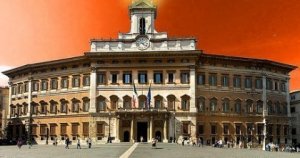 Gli stipendi dei parlamentari? Lo 0,01% del debito pubblico