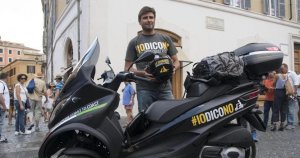Lo stacanovista del lavoro Alessandro Di Battista