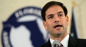 Romney riceve l'appoggio dell'enfant prodige Rubio