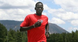 Superstite della guerra in Sudan parteciperà alle Olimpiadi come "atleta indipendente"
