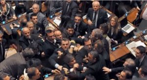 La sfiducia alla repubblica