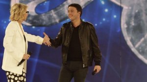 Renzi folgorato sulla via della De Filippi