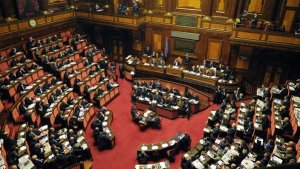 Casta che vince, casta che perde. Come intervenire sui costi della politica oltre i gesti simbolici