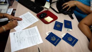 La (falsa) svolta di Cuba sulla libertà di viaggiare