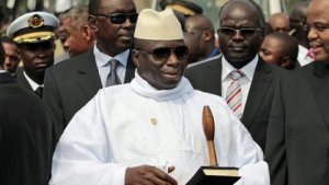 Gambia, la censura colpisce Internet: 15 anni di carcere per chi critica le autorità