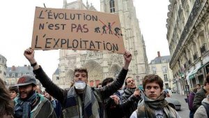Francia e riforma del lavoro: almeno i francesi lottano