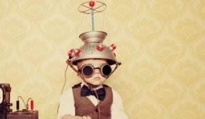 Istruzione ed Invalsi: il materiale e l'immaginario