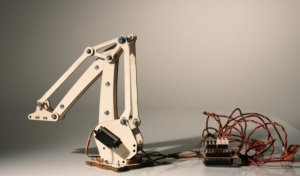 Hackability: artigiani 2.0 al servizio delle persone con disabilità