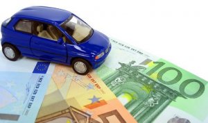 Rc auto, una stangata per neopatentate e 50enni