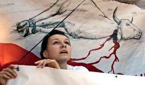 La messa al bando della macellazione rituale in Polonia e le rituali proteste di Israele