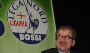 Manifestazione "Orgoglio padano": dalla Lega in canottiera alla Lega in giacca e cravatta