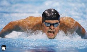 Beppe Grillo raggiungerà la Sicilia a nuoto per lanciare la campagna elettorale del M5S