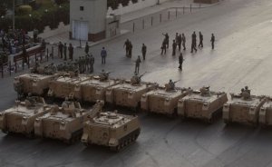 Militari, islamisti e piazze egiziane