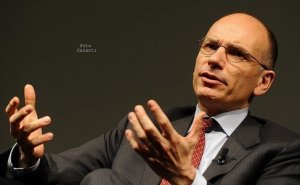 Berlusconi e la velata minaccia all'esecutivo di Letta