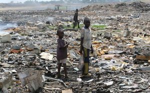 Traffici in Africa. I rifiuti e il senso dell'Europa per la civiltà