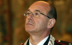 Il Generale Giampaolo Ganzer e la lunga scia di omicidi, suicidi strani e false inchieste