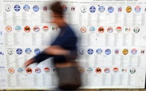 Balena Bianca all'orizzonte. Voterebbe oggi per un "partito di tecnici" il 22% degli italiani