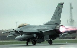 Guerra in Libia. Sicilia: F16 si schianta al suolo
