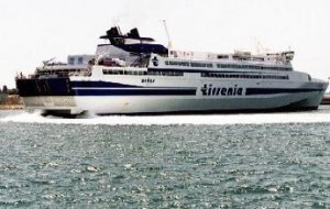 Tirrenia sulla strada di Alitalia