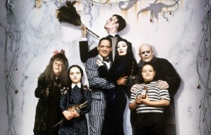 In Portogallo la famigia Addams gestisce un ristorante