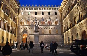 Titolo Mps a prezzi stracciati: meglio comprare o vendere?