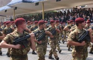 L'epilogo dello "sfascio": la militarizzazione della magistratura