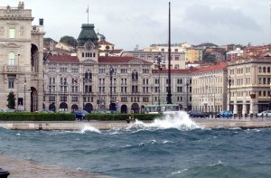 Trieste, servizi educativi a rischio