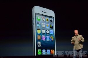Presentato il nuovo iPhone 5: e finalmente arrivò...