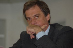 Regione: Lombardo assegna le deleghe. Lo Bello placa le polemiche su Venturi