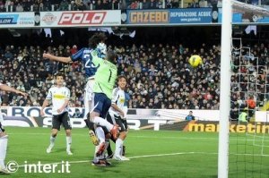 Cesena-Inter 0-1. Nerazzurri brutti e vincenti