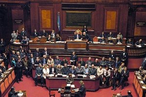 Cucù la maggioranza non c'è piu