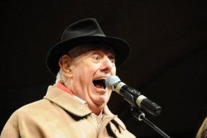 Dario Fo esprime la sua solidarietà a Giulio Cavalli