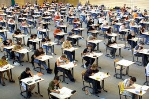 Maturità 2012: Montale, la crisi e i giovani, lo sterminio degli ebrei