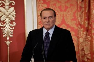 Berlusconi, dal passo indietro alla mazzata giudiziaria