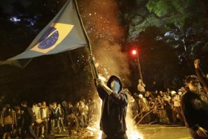 Per Blatter le 50mila persone che protestano a San Paolo non contano nulla