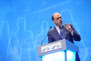 Sfiducia al Ministro Alfano: incomprensibile dire no