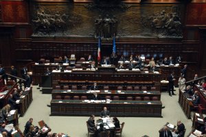 Legge sul finanziamento pubblico ai partiti a settembre. Insieme al voto di scambio e omofobia