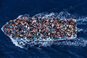 Più migranti, più Europa e fine dell'austerità