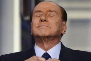 Berlusconi è un cattivo politico: ogni tanto dice la verità (come sulle tangenti all'estero)