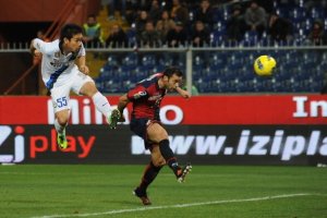 Genoa-Inter 0-1. Segnali di ripresa dalla squadra nerazzurra