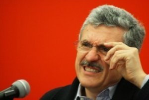 Veltroni-D'Alema: la farsa continua