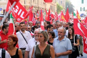 Articolo 18. La CGIL indice uno sciopero generale: "Si vuole gettare fumo negli occhi dei lavoratori"