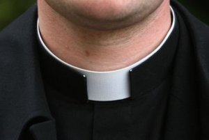 Cei, nuove linee guida su pedofilia: "Nessun obbligo di denuncia"