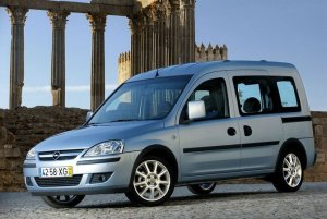 Opel Combo: combinata versatilità