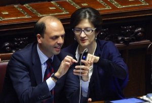 Il fallimento della politica dello Smartphone e del tweet