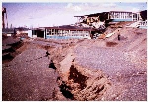 Terremoti: non si fa prevenzione perché la ricostruzione è un business