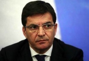 Scomparsi Cosentino e le liste della Campania. Continua il caos candidati nel Pdl