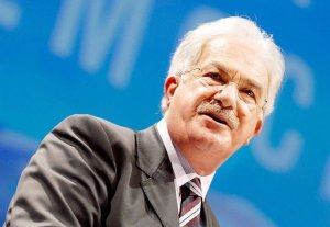 Bonanni: idea sbagliata che precarietà e insicurezza dipendano dall'immigrazione