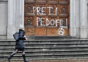 Chiesa e pedofilia: un binomio non inscindibile