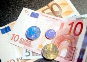 Cercasi partiti che restituiscano 1.000 euro - una tantum - ad ogni famiglia
